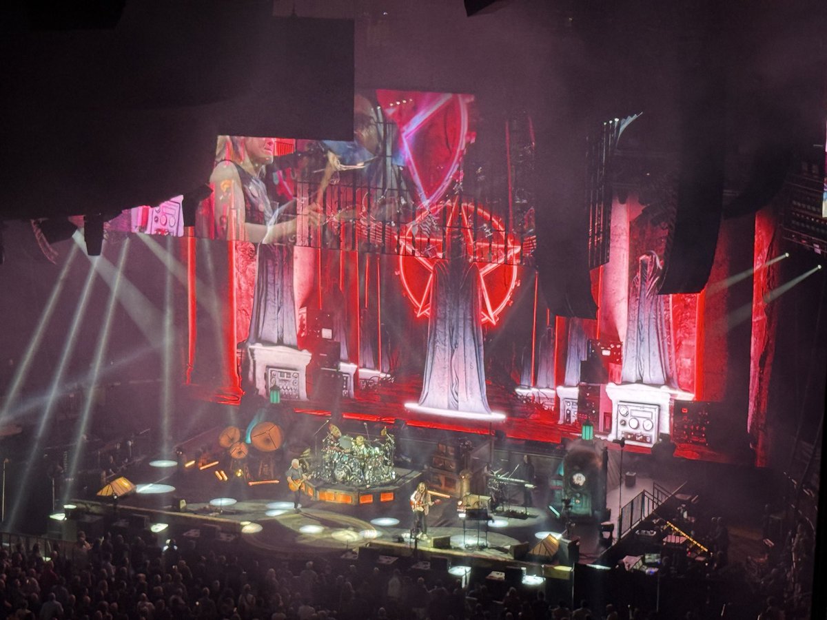 CEvansAuthor's tweet photo. Fantastic show. https://t.co/IwTu5RZbGz