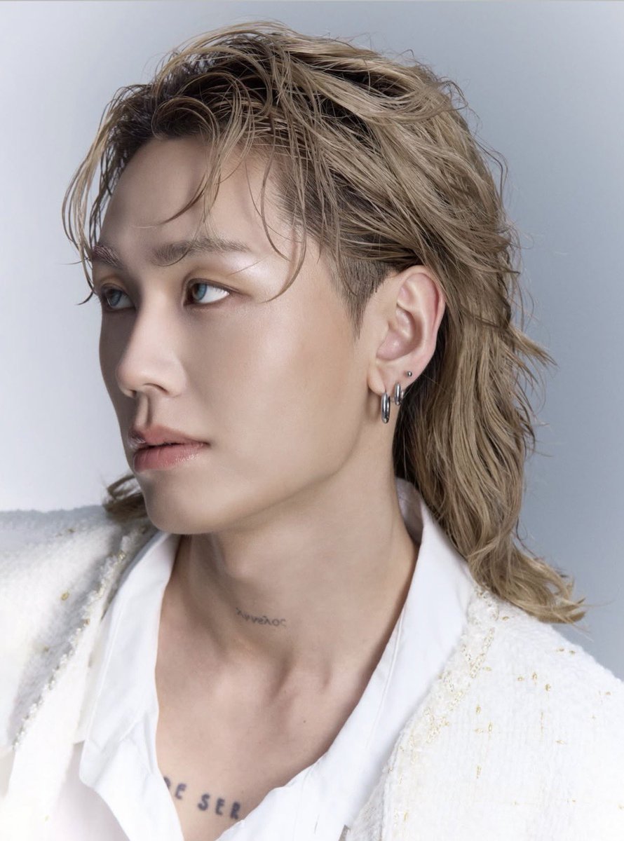 randomilhoon tweet picture