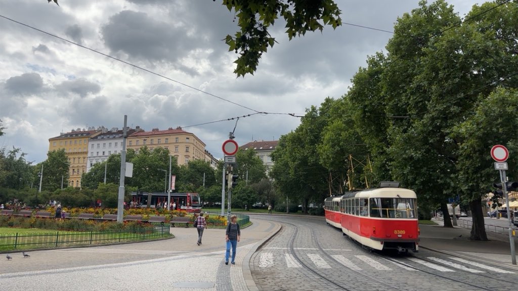 Khalid_bsn's tweet photo. Prague 🇨🇿📍 https://t.co/V3yOokmlWZ