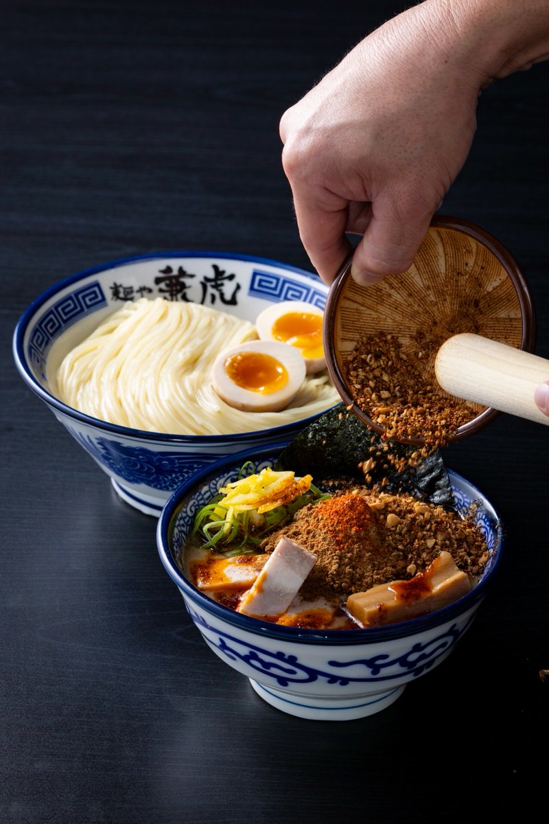 kentaroumasunar's tweet photo. 【西通り店からのお知らせ】

本日より西通り店限定で味変トッピング『悪魔的麻辣ナッツ🥜』を解禁しました。
濃厚つけ麺にも辛辛つけ麺にもコクと刺激的なスパイス、食感がベストマッチする自信作です。
150円で麻辣つけ麺に大変身する逸品をぜひお試し下さい。 https://t.co/xwlGwKIhPg