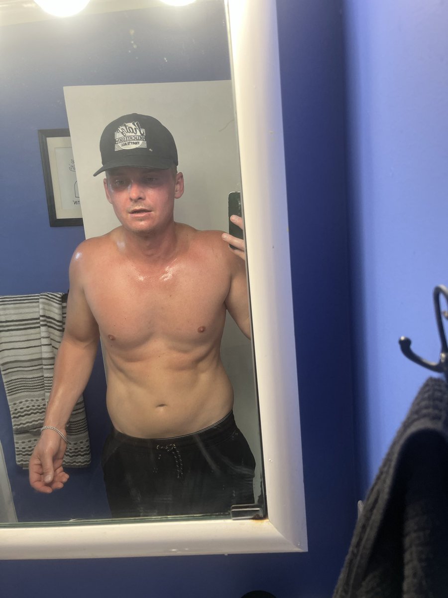 LebowskiThaDud3's tweet photo. March 9th —>July 20th… working over a hurdle then the grind will continue.. eyes on the prize https://t.co/hITFioLPJB