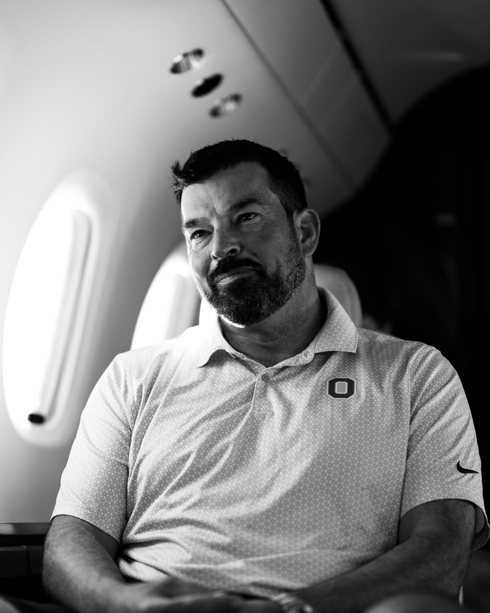 OhioStateFB's tweet photo. Chicago bound ✈️ https://t.co/e0f1Y7UVAY