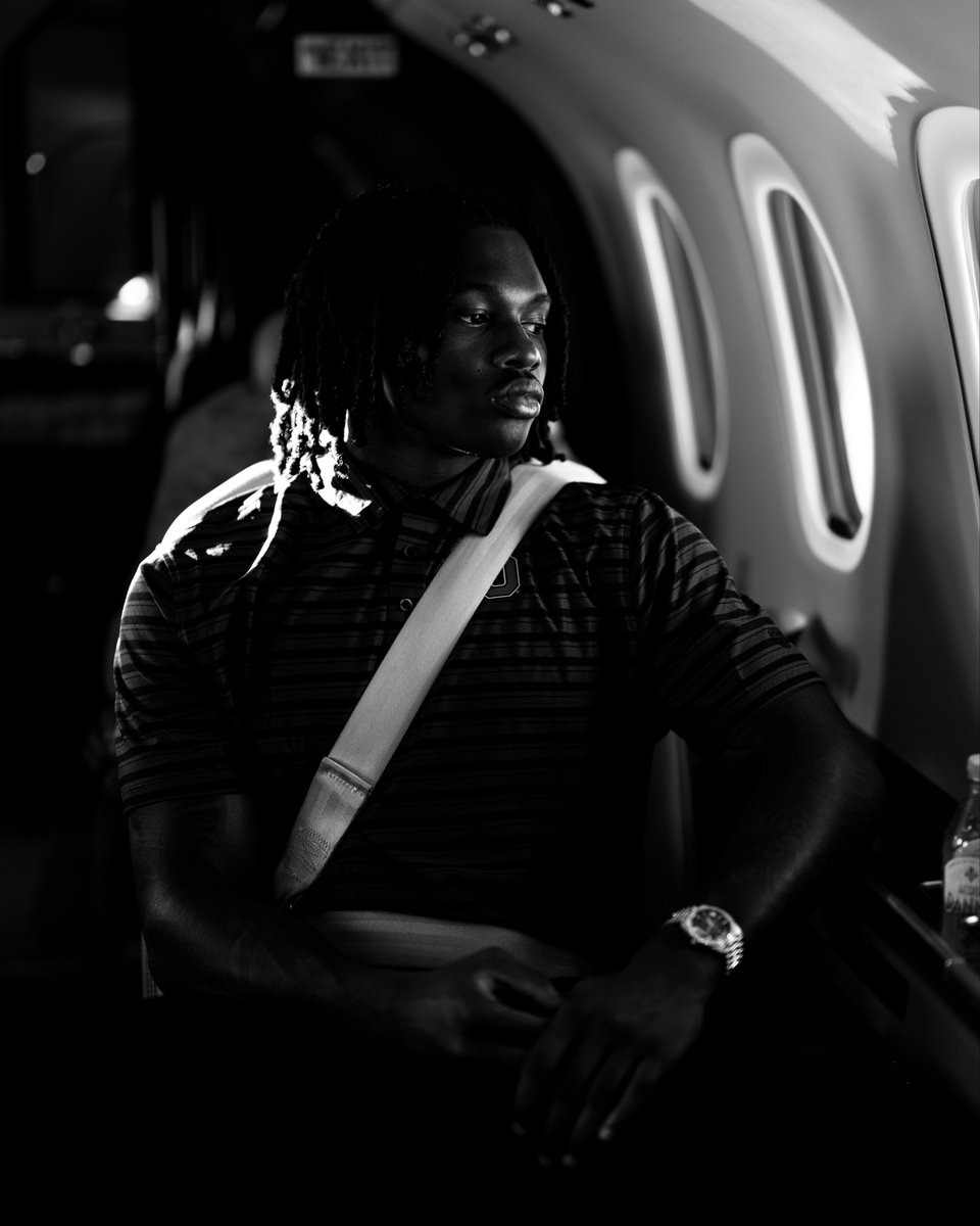 OhioStateFB's tweet photo. Chicago bound ✈️ https://t.co/e0f1Y7UVAY