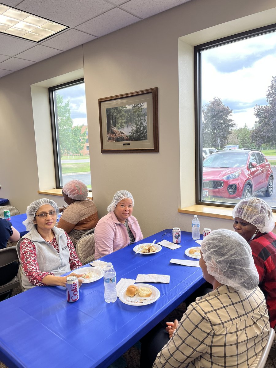MedicalExt's tweet photo. Our Minnesota team recently came together for a BBQ to celebrate 20 years of our Elk River facility!

For two decades, this facility has been home to a talented team dedicated to delivering close-tolerance medical extrusions.

Learn more: https://t.co/bC8RpWEvpD https://t.co/iYRDUCYJmR