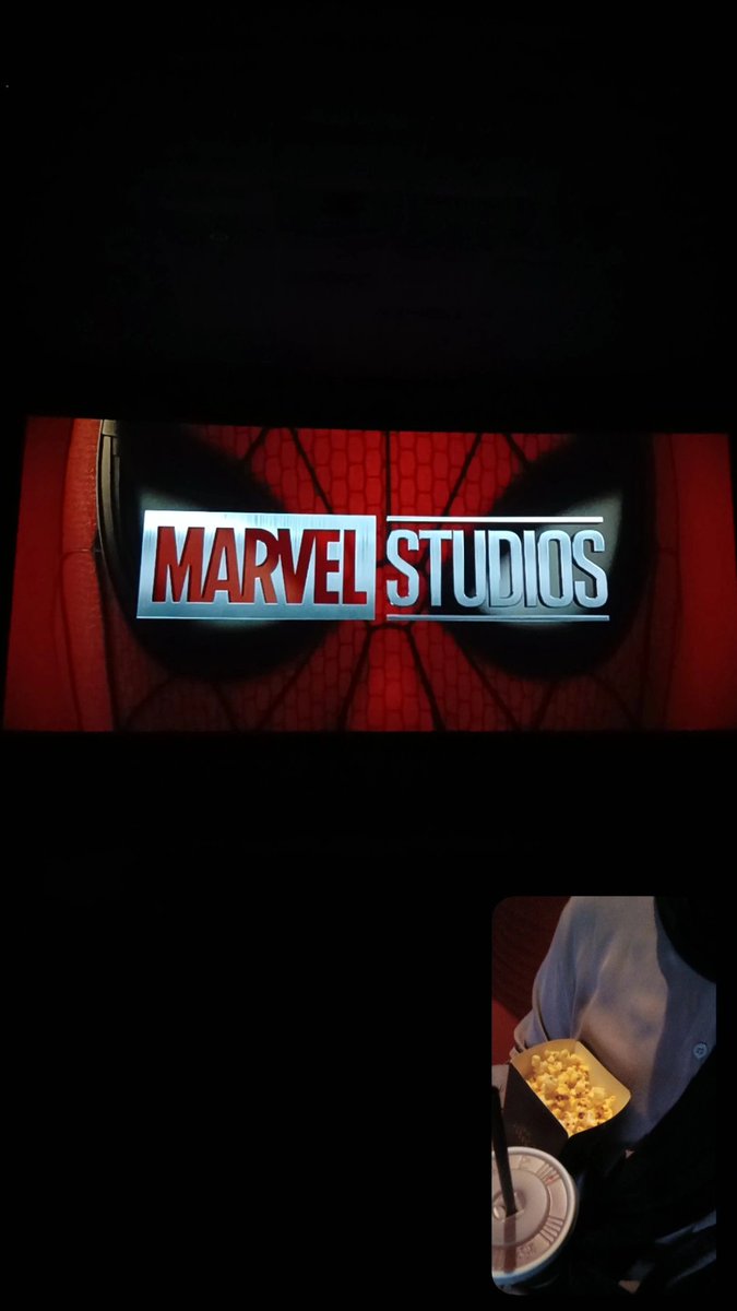 danndrl14's tweet photo. me time with Spidey on release day. perfect! https://t.co/qJQPk0sw4Q
