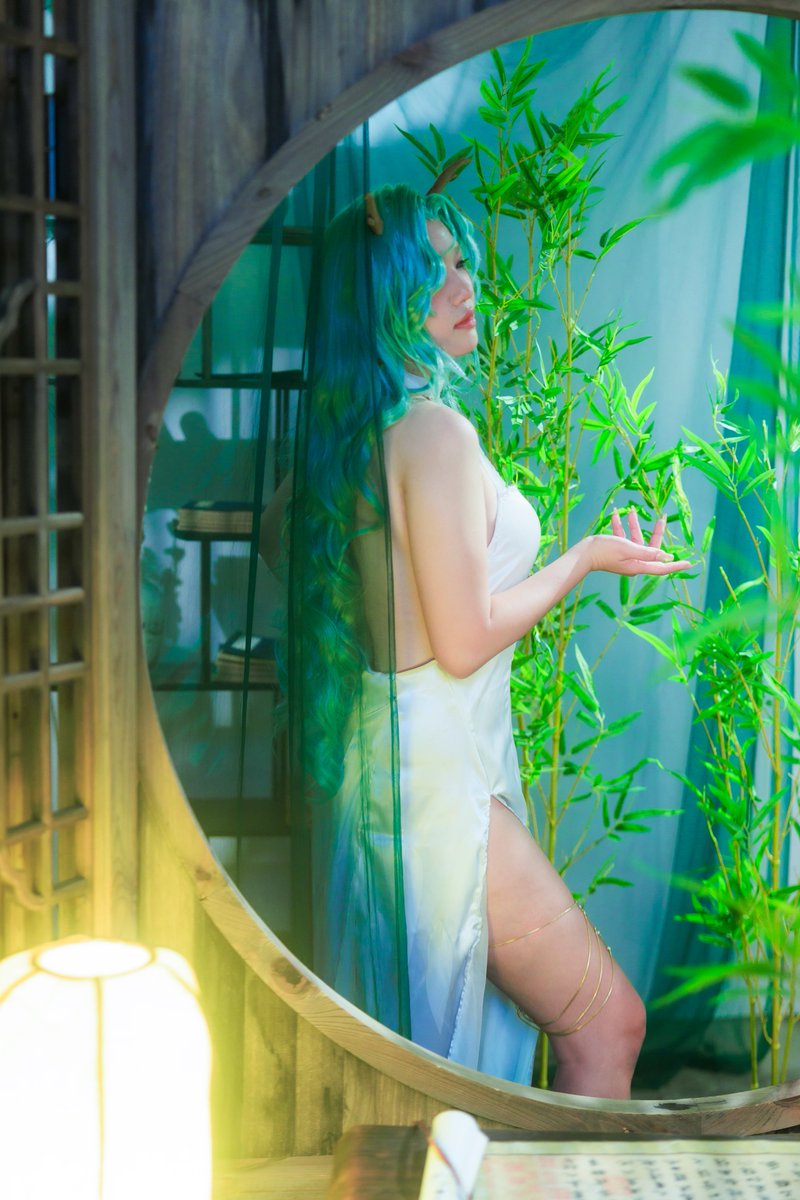 mint10240515's tweet photo. 祝 美麗的河神 斐姐姐生日快樂🥳
橫跨了一年經歷波折終於拍完啦~
拍攝前一天甚至遇上了颱風🤡
謝謝河神眷顧(?)💚
感謝 親友🐑用肝製作了整套
📷 兔子球出來拍照
其他感謝下收💚
#2026龍誕給斐斐
#FeliArtistic
#ForFelia https://t.co/RQT29j5HMm