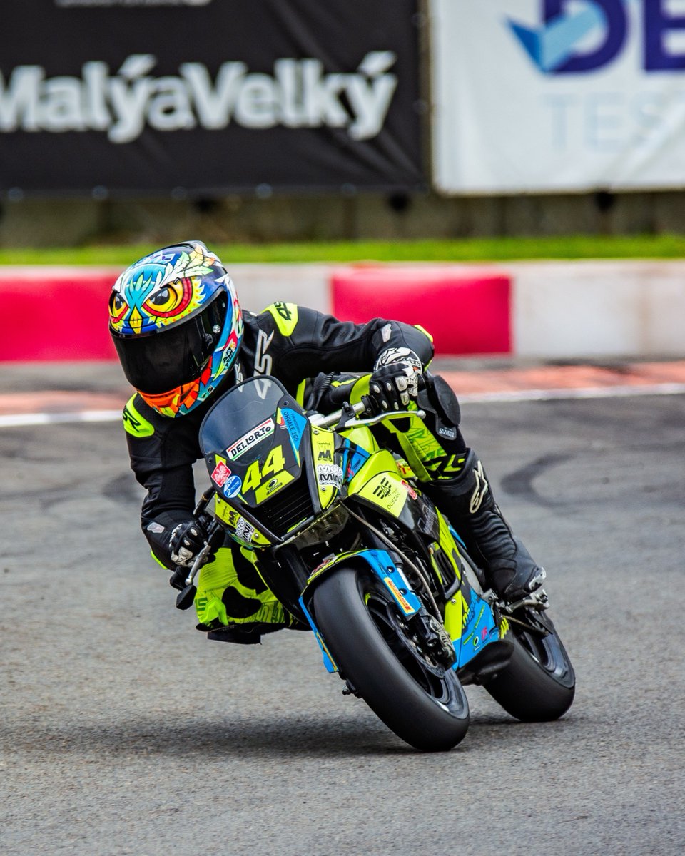 motominiws's tweet photo. The Round 3 results are in for the #MotoMini Czech Republic series! 🏆👏

Check out how the riders finished after another exciting weekend of racing! 🔥

160CC:

🥇 Masar Roman
🥈 Mačalík Maxmilián
🥉 Smrž Vojtěch (R1) &amp; Hájek Max (R2)

#RoadToMotoGP 🏁 https://t.co/JhbimRQ4yR
