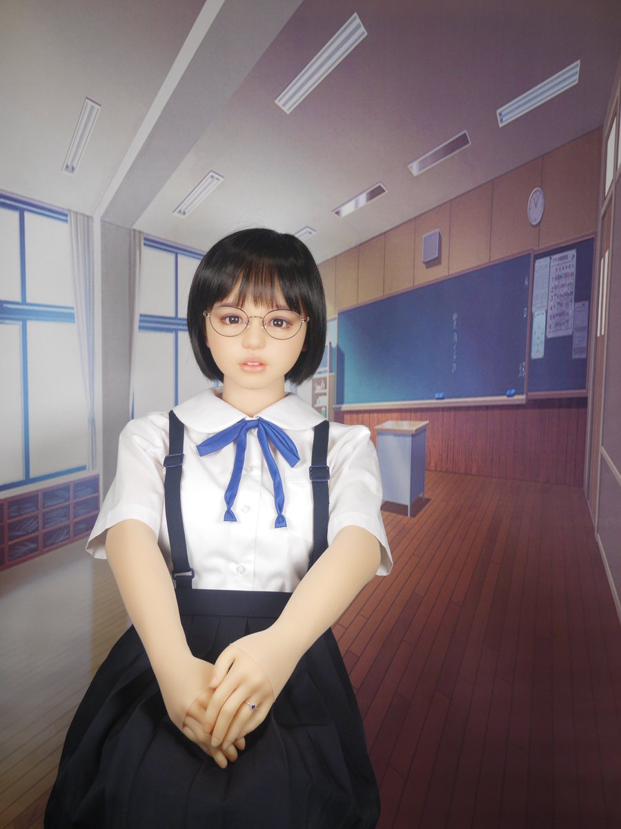 bakayone5027's tweet photo. The scent of love Karen
school skirt with suspenders
背带校服裙 교복 uniform
meganekko 안경 미소녀 안경녀
眼鏡娘 眼镜妹 classroom 课堂
교실
#背带校服裙 #교복 #uniform
#meganekko #안경미소녀 #안경녀
#眼鏡娘 #眼镜妹 #课堂 #교실
#OrientIndustry #SiliconeDoll https://t.co/C8gTcseFyU