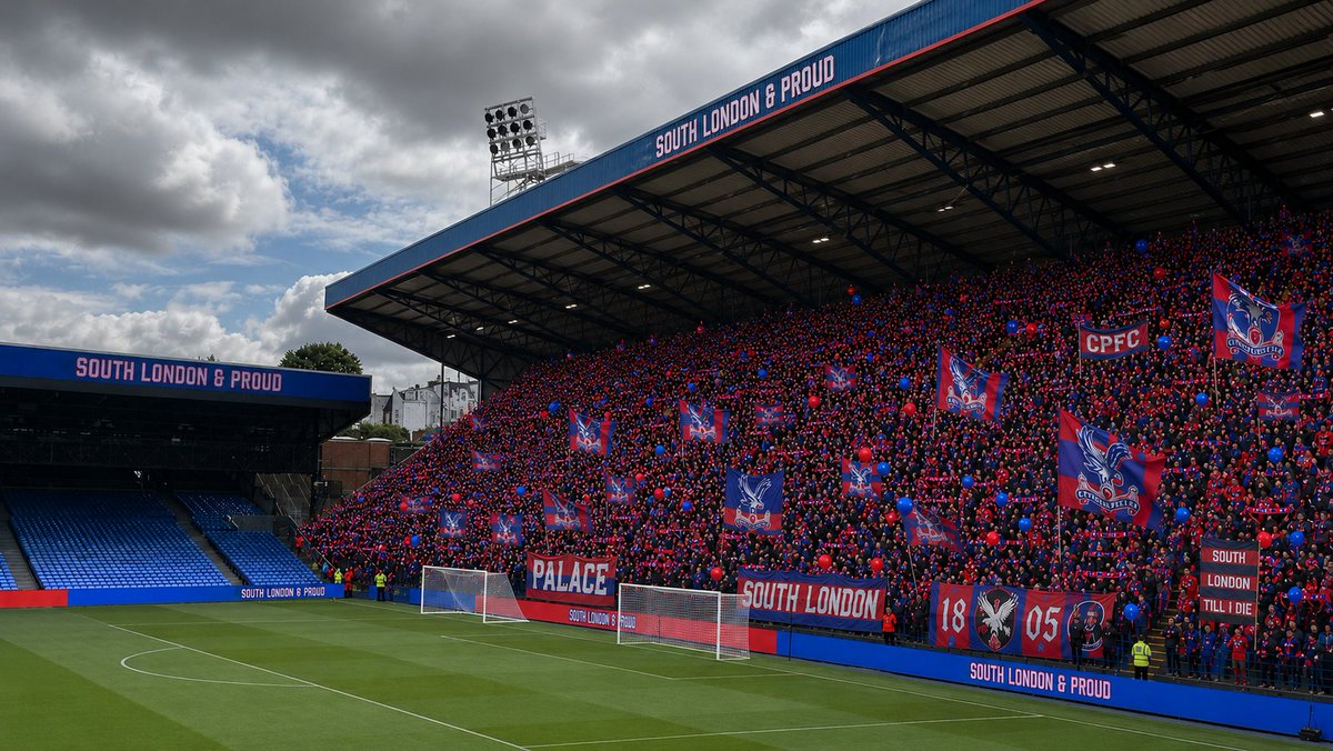 Palace120462's tweet photo. Would give anything to see the Holmesdale become a single tier terrace again https://t.co/fenfWNWnid