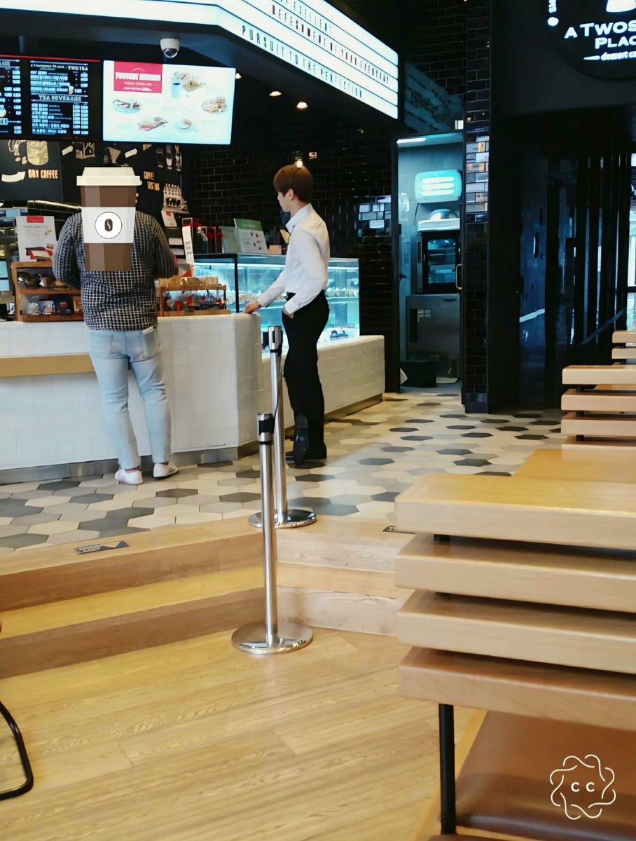 Daniels__past's tweet photo. 170730 목격짤

#강다니엘 #KangDaniel #KANGDANIEL #姜丹尼尔 #カンダニエル #คังแดเนียล #КанДаниэль https://t.co/ZmGOEfPxN0