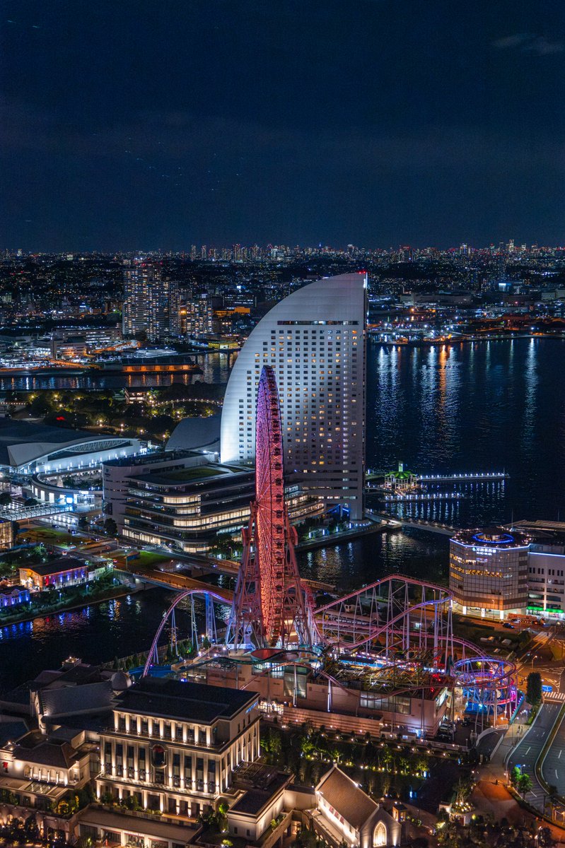 ReadTheDuck's tweet photo. #KubeCon Day 1 in Yokohama. Haven’t had a chance to explore the city yet, and it’s almost time to head back. Looking forward to Reddit's talk tomorrow. https://t.co/DsHGh6DbJH