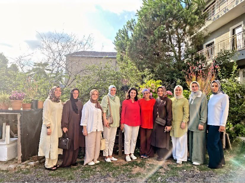 SariyerAkKadin's tweet photo. Başkanımız @KamuranCivgin ’ın eşliğinde mahalle başkanlarımızı ziyaret ederek teşkilatımızla bir araya geldik. Gönül gönüle, çalışmalarımıza devam ediyoruz. 

📍 Rumelifeneri Mahallesi
📍 Garipçe Mahallesi
📍 Gümüşdere Mahallesi
📍 Kilyos Mahallesi
📍 Demirciköy Mahallesi https://t.co/xnx35qmVCa