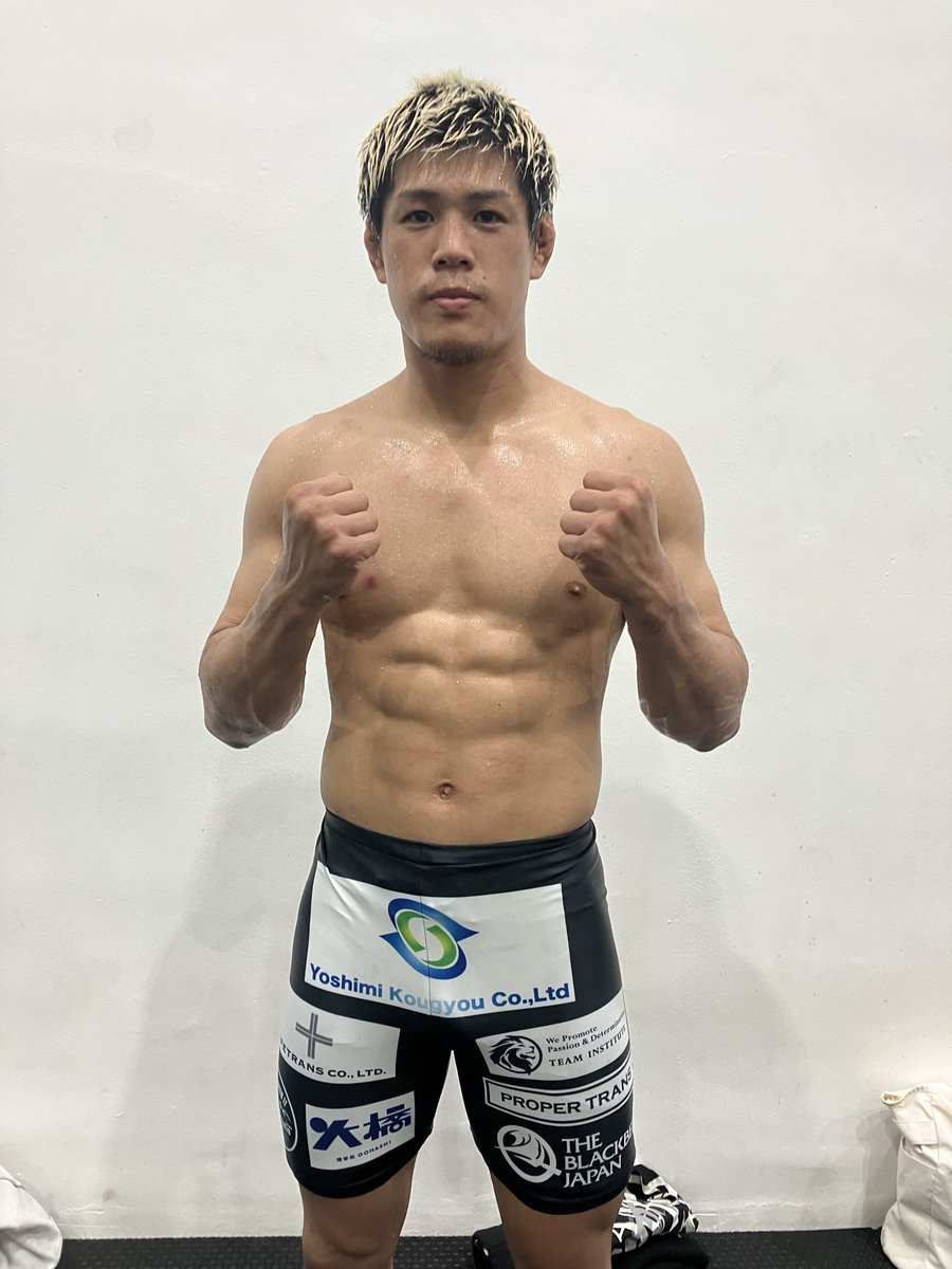 iinoy_05's tweet photo. 【タイ合宿　番外編】
こうしてタイへ来て、日々成長できる環境でトレーニングに打ち込めているのは、スポンサーの皆様のご支援のお陰です

心より感謝申し上げます
合宿もラストスパート
最後までやりきます！

コップンカップ🇹🇭🙏 https://t.co/LXJXHNKeGq