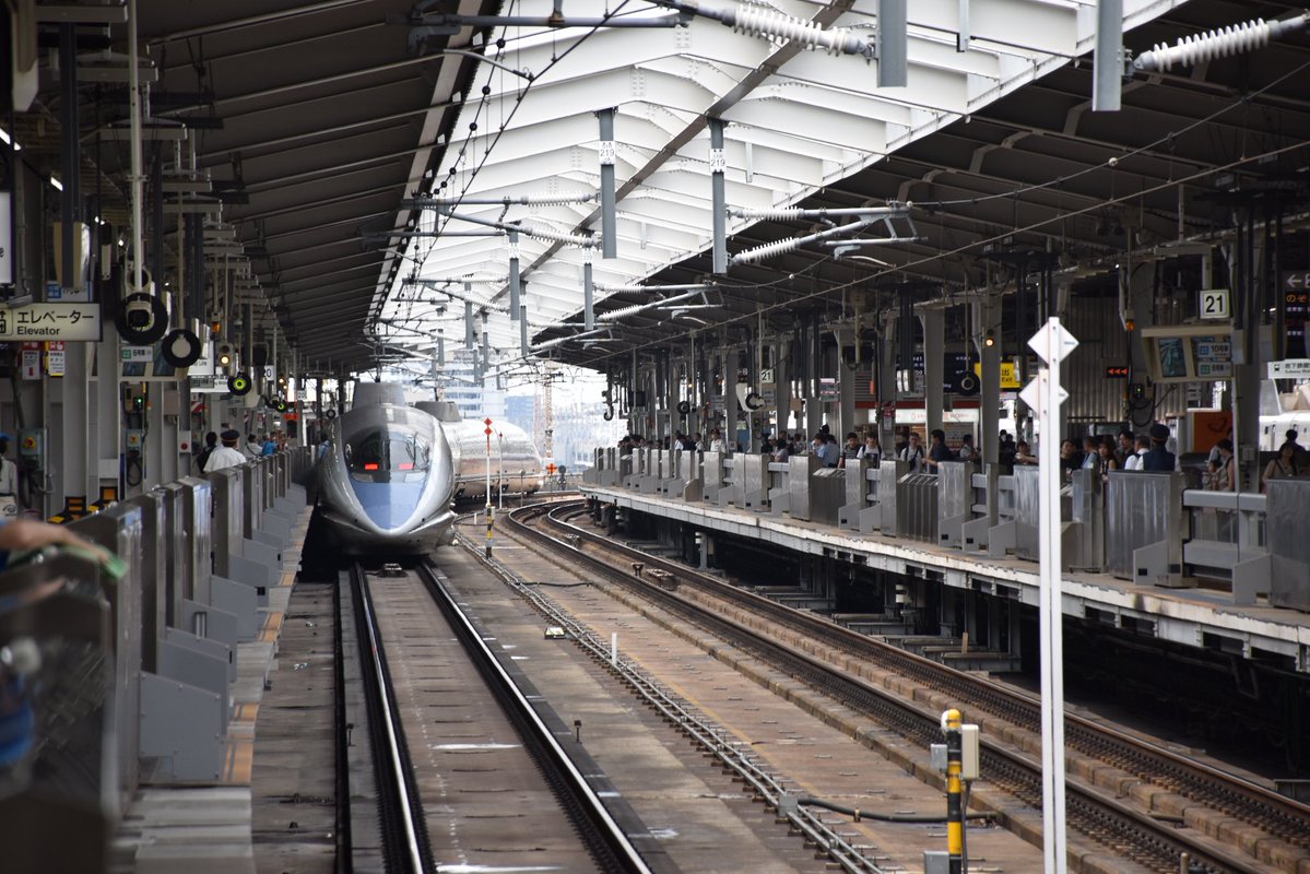 6627nena's tweet photo. 2026/7/29   新大阪駅
940A→947A 500系V9編成こだま号 博多行き
 #500系 
 #V9編成 https://t.co/x9P57JvKlY