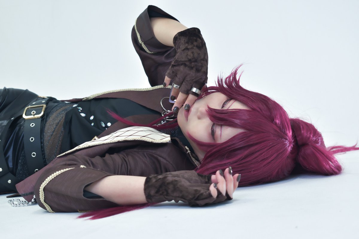 magicos_cos's tweet photo. 【enst!!cosplay/円果望見🍫🔪】

「………退屈ですね」

📸しきさん(@shikidot_cos)
#主催が折れても供養会0718 https://t.co/FKMpPimpsS