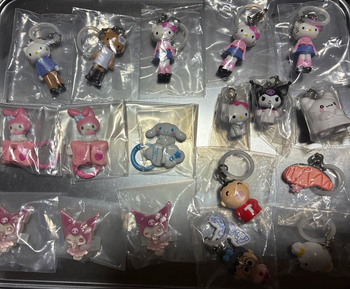 ayukipoke24's tweet photo. 〈買取・抱き合わせ分①〉7/29更新
サンリオ、チロル、PEZ、ペコちゃん、カップヌードル、妖怪ウォッチ、mofusand、スンスン、黒子、ワンピース、ドラゴンボール、デスノート、BLEACH、ハイキュー、マリオ、クマタン https://t.co/lPgNzqNq79