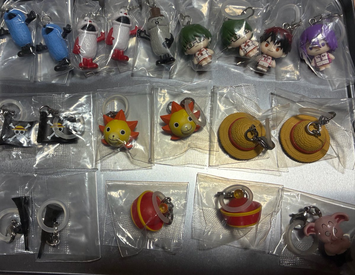 ayukipoke24's tweet photo. 〈買取・抱き合わせ分①〉7/29更新
サンリオ、チロル、PEZ、ペコちゃん、カップヌードル、妖怪ウォッチ、mofusand、スンスン、黒子、ワンピース、ドラゴンボール、デスノート、BLEACH、ハイキュー、マリオ、クマタン https://t.co/lPgNzqNq79