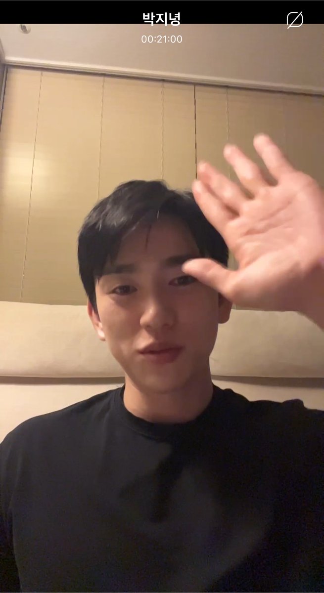 autumnjinyoung's tweet photo. 내 친구 지녕! 🧡 https://t.co/Rx6jxLKItT