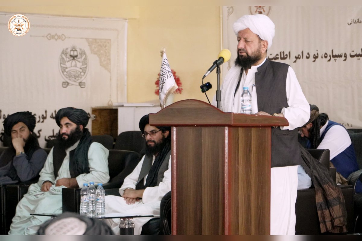 MoDAfghanistan2's tweet photo. د عقیدتي او امربالمعروف چارو ریاست له لوري د شمال زون ۲۰۹ الفتح قول اردو کې یو ورځنی روزنیز او اصلاحي سیمینار ترسره شو https://t.co/1QeSRXy2hl