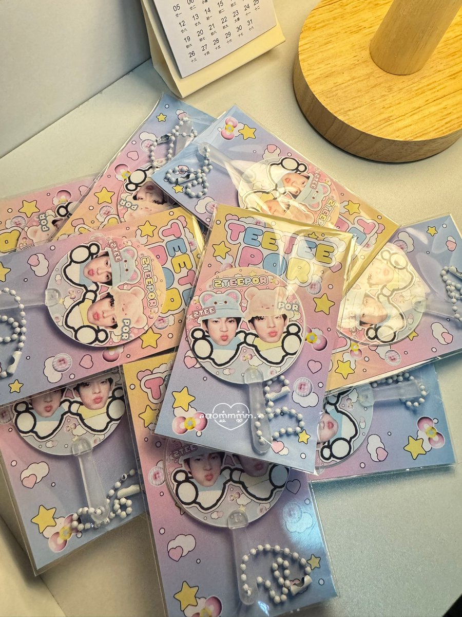 aomprem_'s tweet photo. 𐙚 ̊. pls kindly rt 🪽🫧
Giveaway for VAVA ッ

- sticker di-cut ( 70 ea ) ♡
- Hand fan (70 ea) ♡

📅 Date: 15 - 16 Aug 2026
⛳️: Impact Arena
🕰️: TBA

#Duang𝐆o𝐑ound𝐂oncert 
#เจอด้วงที่อิมแพคนะเธอ 
#teeteepor
#VAVA https://t.co/fYQVbak73z