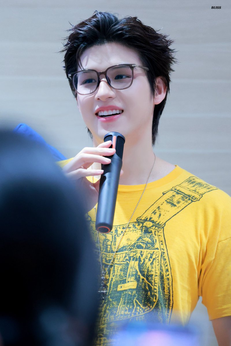Bliss_SkyNani's tweet photo. 20260729 : GMMTV Fan Sign 

สกาาาาาายยยยยยยนนน😭😭😭😭😭

SKYNANI SMYLENEONA FANSIGN

#งานมหกรรมนิยายนานาชาติ2026xSkyNani
#skywongravee @skywongraveee https://t.co/xRcwo5a51S
