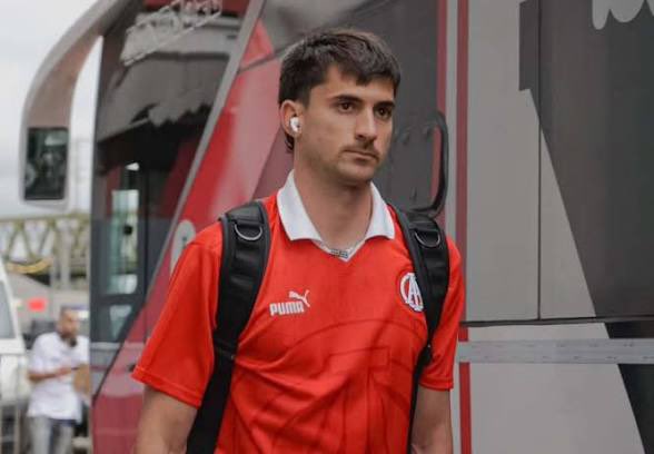 LSrago's tweet photo. Hay acuerdo entre #Independiente - Huracán y Nacho Pussetto será refuerzo del Globo: préstamo por 18 meses, sin cargo y con opción de compra. 

Lo cambiaron por Angulo! Vergüenza. https://t.co/hsoqvDkpiq
