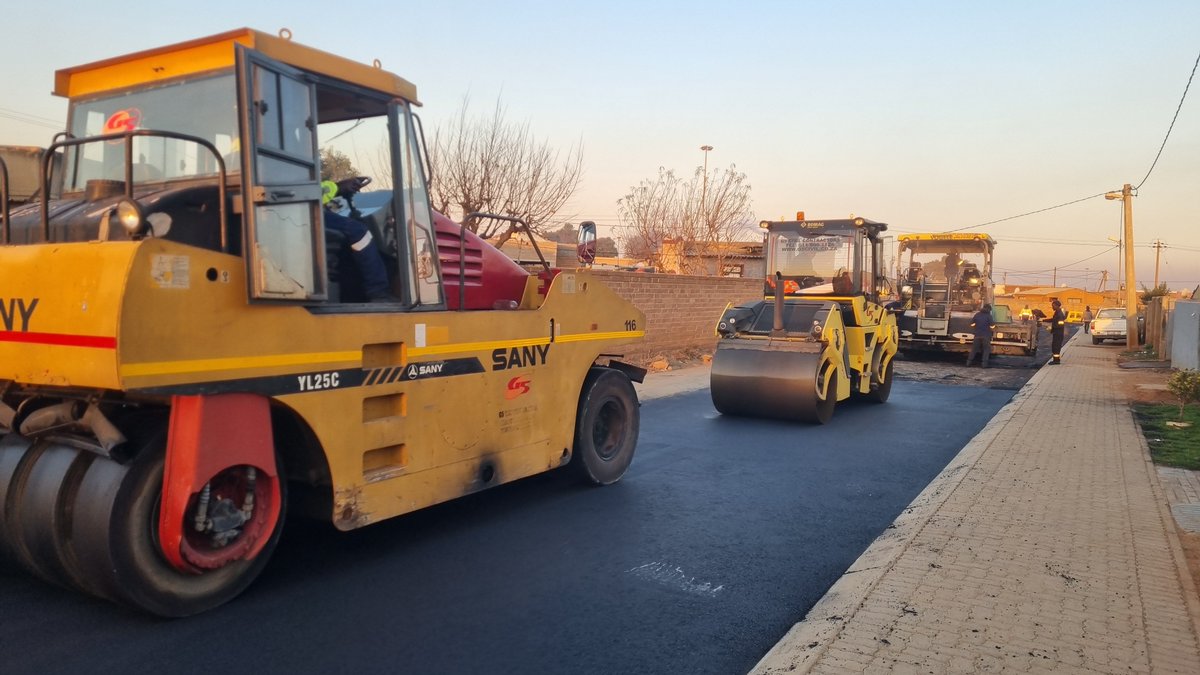 G5Civil's tweet photo. Our plant is available for hire to help you complete your next project efficiently and on time. We offer dependable machinery backed by professional service to meet your construction needs.

Contact us today:
📞 +27 67 252 5739
📧 marketing@g5civil.co.za
#planthire @eNCA https://t.co/vSSVwKX7H4