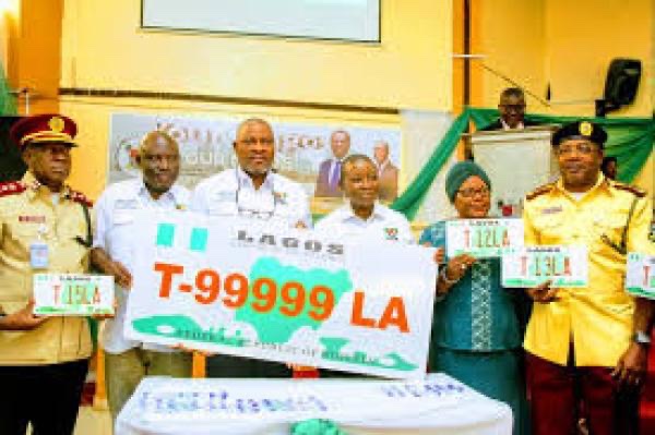 NigeriaStories's tweet photo. BREAKING: The Lagos State Government has commenced plans to introduce specialised vehicle number plates for Persons with Disabilities as part of efforts to enhance inclusion, accessibility and ease of mobility across the state. https://t.co/pjNbw1BLmo