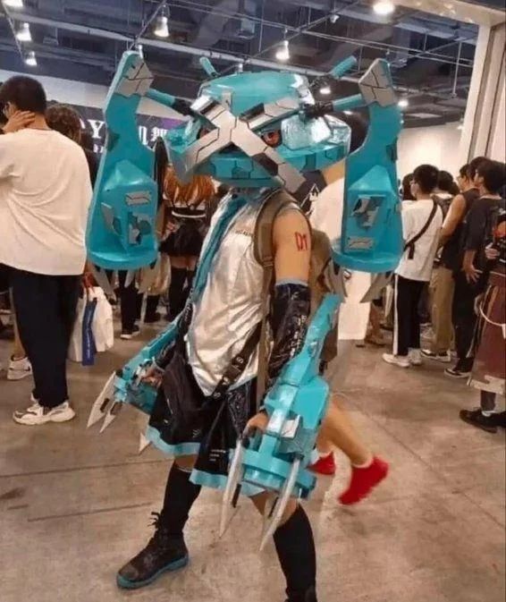 pokemon_daily's tweet photo. Hatsune Metagross https://t.co/qcbhp0Ybot