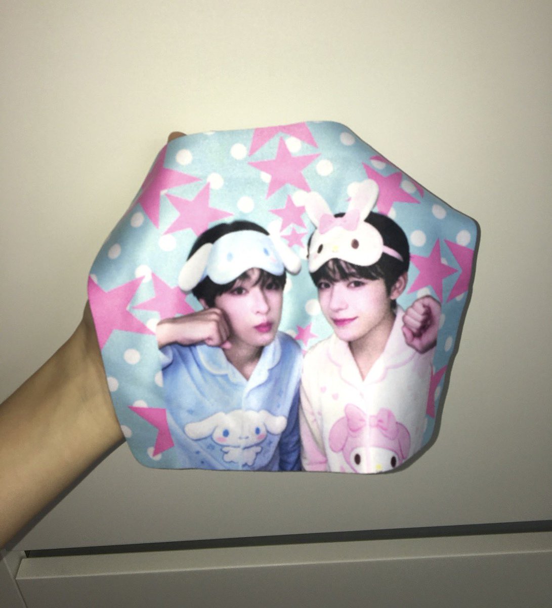 kwftyw's tweet photo. 🐷💕👋🏻👩🏻‍❤️‍👩🏽🗯️ 
쿠우쿠우즈의 안경닦이를 보내드립니다
(단 배송비 본인 부담👼🏻) 

#rt 분 중 한분 추첨 (!)

🩵8/2 당발💕 https://t.co/OObTjJ7fdi