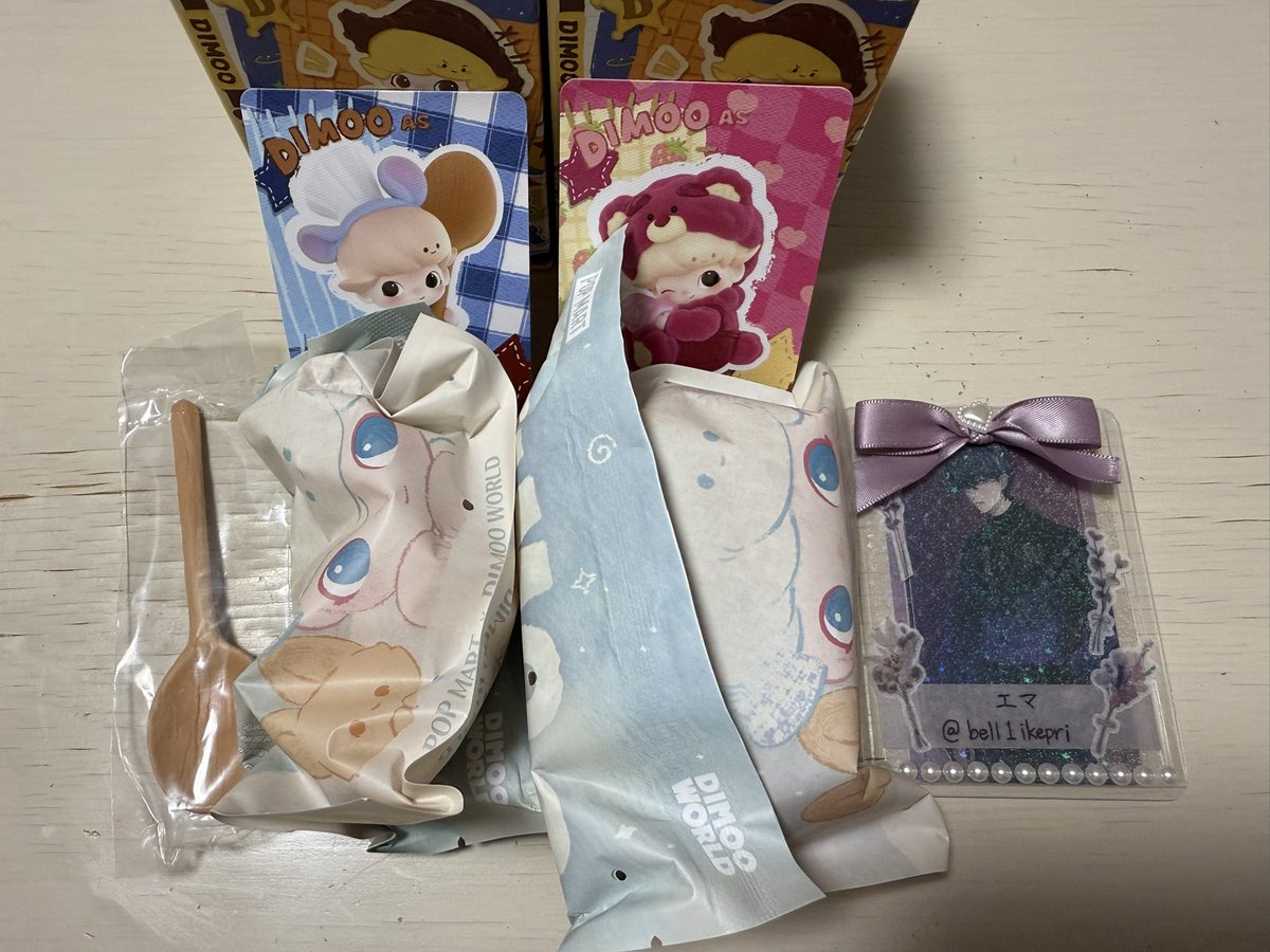 エマ tweet media