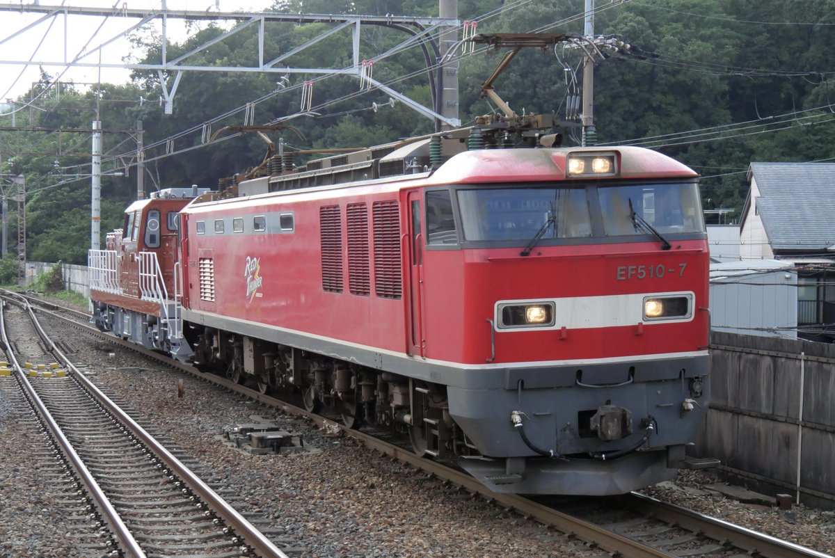 Tc221_61's tweet photo. 2026年7月29日(水)
8561レ　川崎車輌出場甲種輸送
EF510-7+DD200-501(JR北海道向け)
一応京都工臨返空も(車内からだけど) https://t.co/eHppI8Yk67