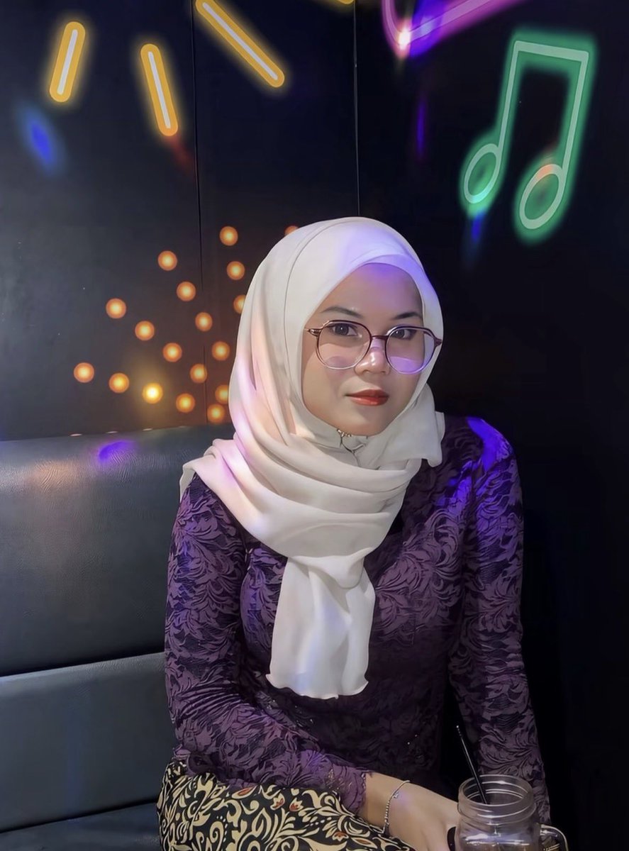 melayuupdate's tweet photo. dee syumil tgh ramai
#awekmelayu #tudung #awekcun https://t.co/8ILpTlYt6y