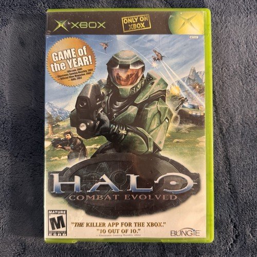 MossiTube's tweet photo. @XBOX @Halo My best memory of Halo is when the Halo CE disc box said 'Only on Xbox' and it didn't need to be on other platforms to be big and recognized. https://t.co/WzZpLqLct9