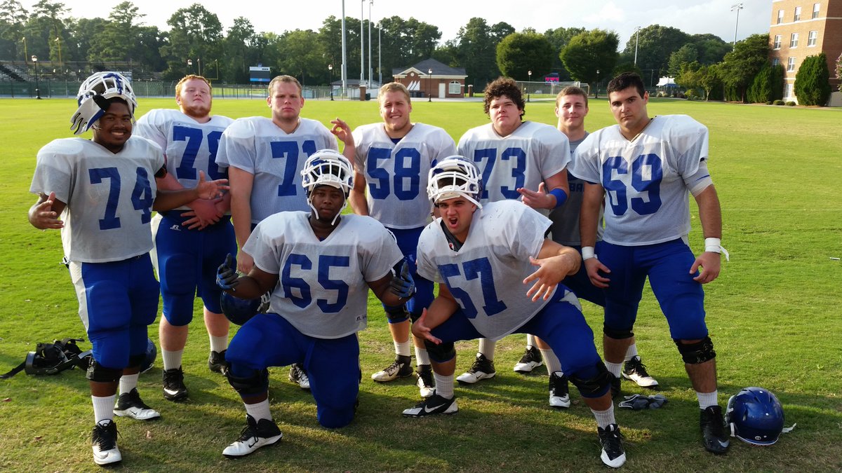 cnu_football's tweet photo. 38 Days until Kickoff! Alumni Profiles.

Matt Farmer, from Hickory HS, played OT at CNU from 2011-2014. He now works at the Henry Ford Hospital in Detroit as a Neurological Surgery Resident.

His most influential coaches were Coach Dean and Antolik. https://t.co/g34FARfTMO