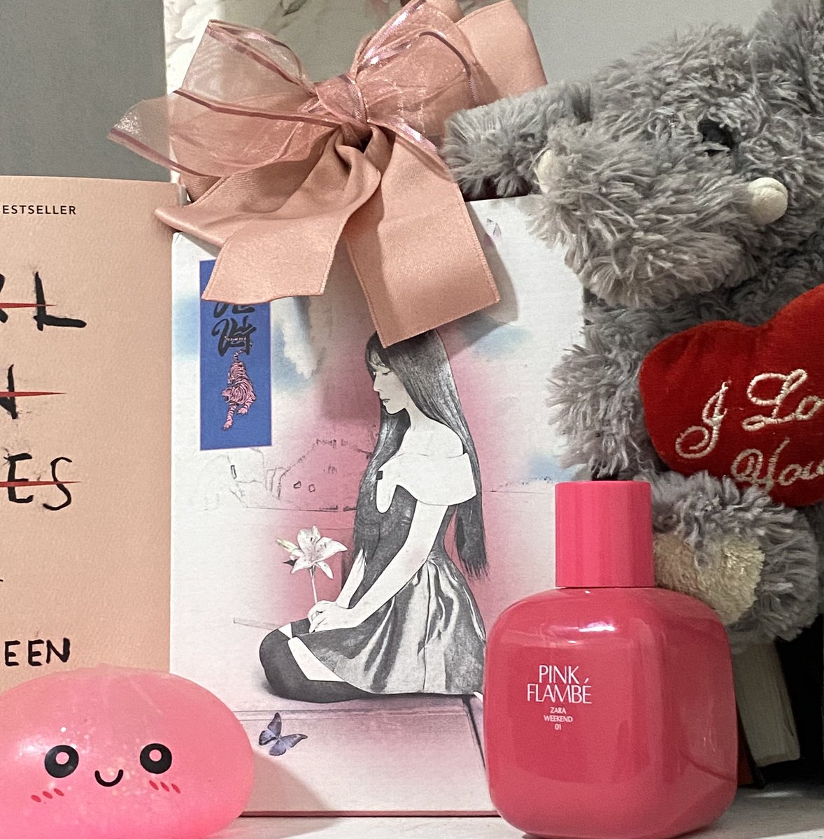 bwmharu's tweet photo. ಄ red velvet mail ! from @Yehaemin_jp 💌

a sponty purchase i couldn't pass, she's so pretty 🌸 thank you for being so accommodating!! 🩷 #homewitharu https://t.co/dhpTMlJ1Gt