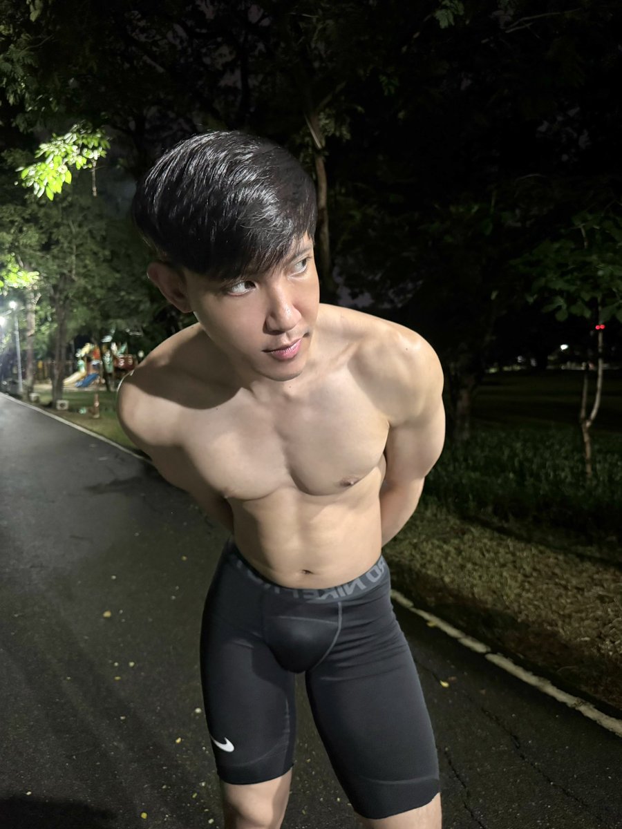 nuofficialx's tweet photo. เตรียมฟิตงานวิ่งอีก 2 เดือน 🏃🏻‍♂️‍➡️ https://t.co/xUIVXoxWQo