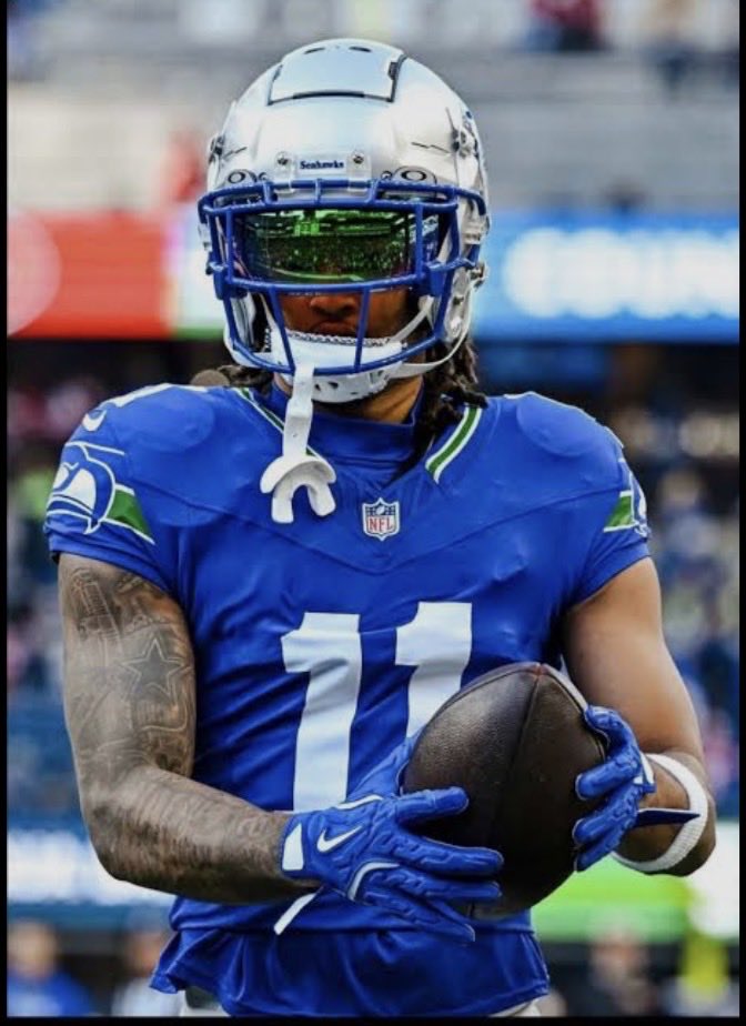 TheBuckeyeNut's tweet photo. Jaxon Smith-Njigba — highest-paid WR in the NFL.

Denzel Ward — highest-paid CB in the NFL.

Made in Columbus. 🌰 https://t.co/1X0PPxr0oK