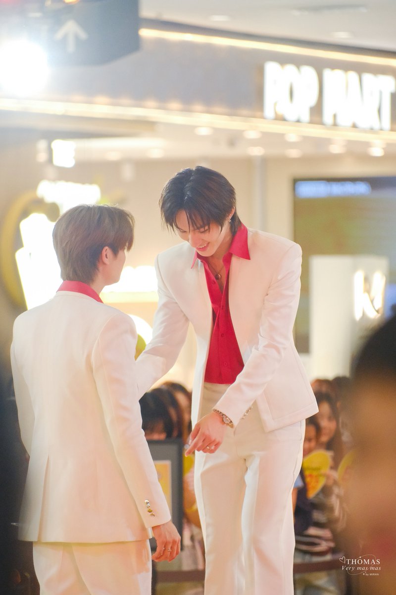 ThomasVerymas's tweet photo. พี่โท ก้องจะดูแลพี่โทเอง 🫣🤍🤏🏻

BEAUTRIUM WITH TMK  
#BTHalfHalfxThomasKong 
#thomaskong https://t.co/XovFyVN6KW