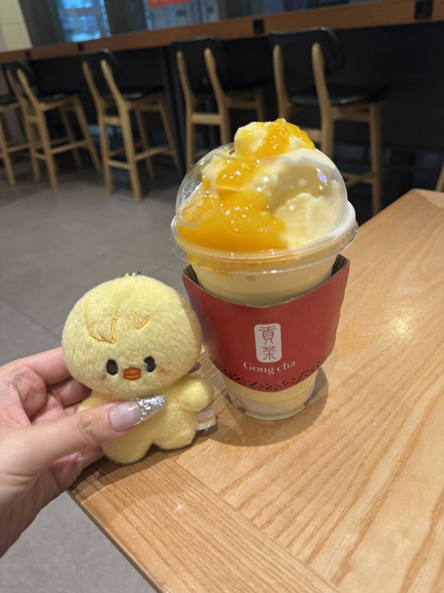 flx__xx's tweet photo. 先々週は韓国行ってきた！ぴりちゃんあんまり見つけられなかったけど🐣 https://t.co/mAkOACsXZk