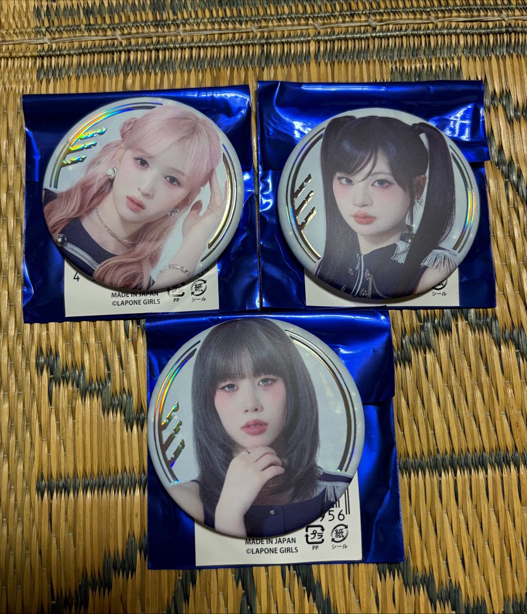 ymjoraul0912's tweet photo. @manaka_rmpg_212 検索より失礼致します。
こちらの7000円、缶バッジ、077璃杏を所持しているのですが、同種桃奈との交換は可能でしょうか？ https://t.co/wWYBUo3V9G