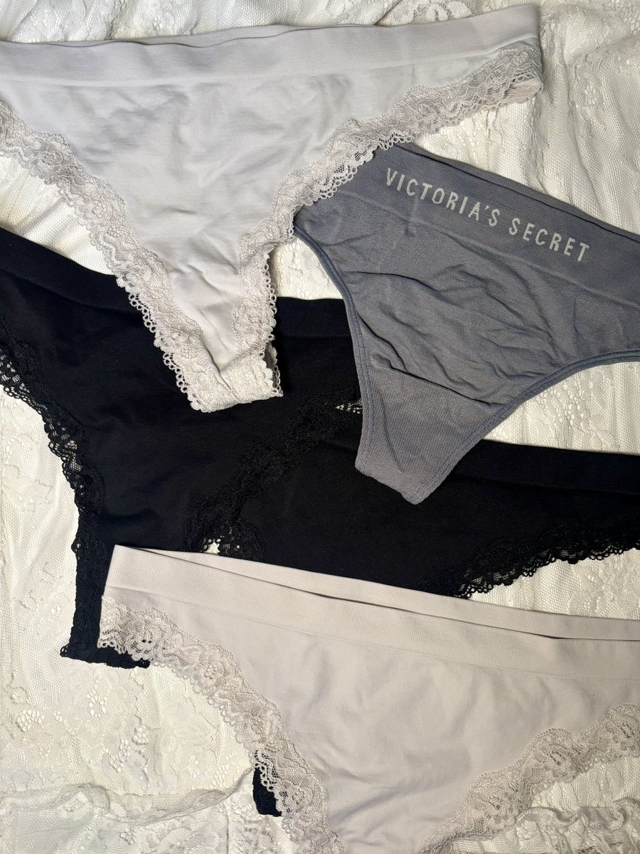 tigerfindom's tweet photo. Hâte de vendre mes strings pour que des pervers se branlent dedans 🤤 https://t.co/x56qHeEg0u