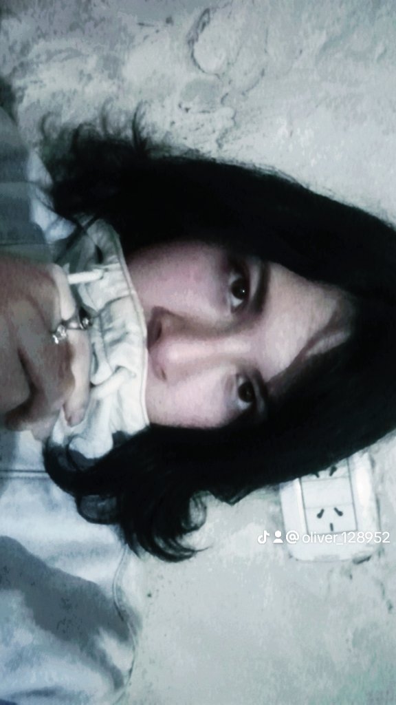 Oliver_10280's tweet photo. Holis busco novio soy de Argentina Buenos Aires tengo 61🔁 
Como soy pues amoroso, cariñoso, hormonal, molesto, intenso tengo dependencia emocional soy femboy virgen https://t.co/O3a5fMMBbj