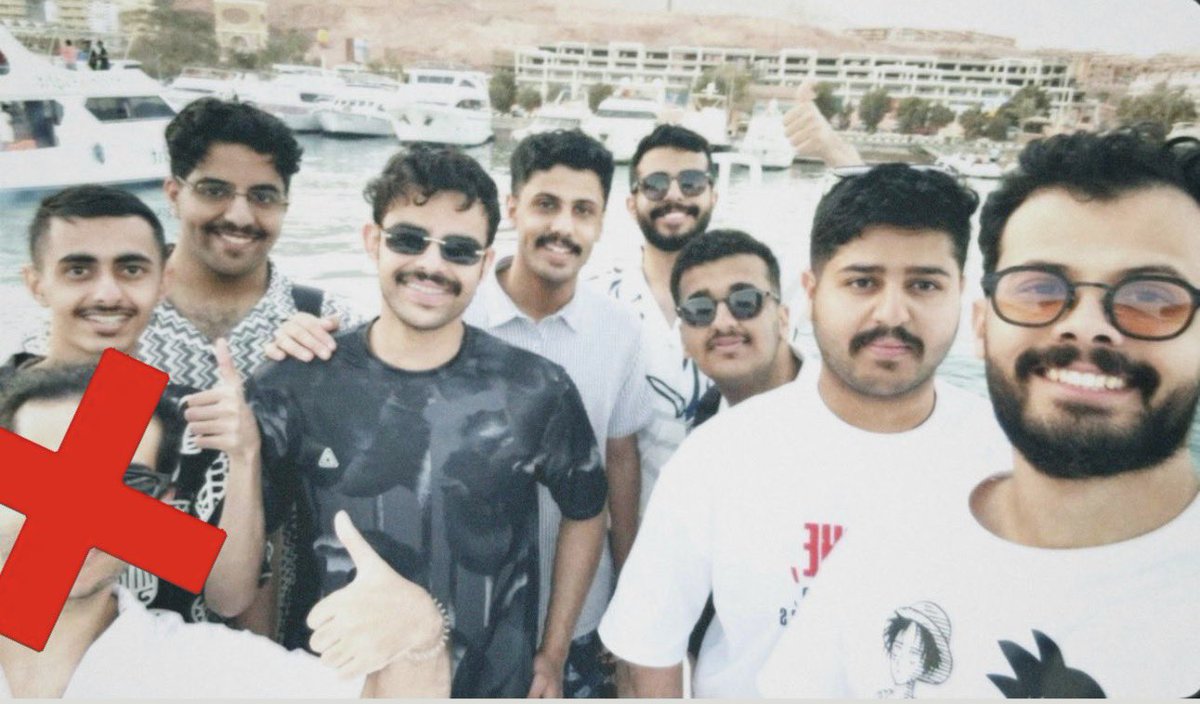 x8mal's tweet photo. وووووو يا أفضل كلان 
@BTBOT_STORE 🙏🏻 https://t.co/z6ezZ6MaLG