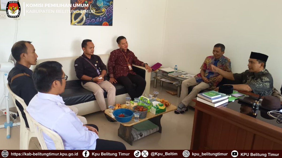 Kpu_Beltim's tweet photo. #TemanPemilih, Komisi Pemilihan Umum (KPU) Kabupaten Belitung Timur melaksanakan Ruang Musyawarah Pemutakhiran Data Pemilih (RUMPIH) Edisi VII di Kantor Urusan Agama (KUA) Kecamatan Gantung, pada hari Rabu tanggal 29 Juli 2026. https://t.co/ebdWrvjlnk