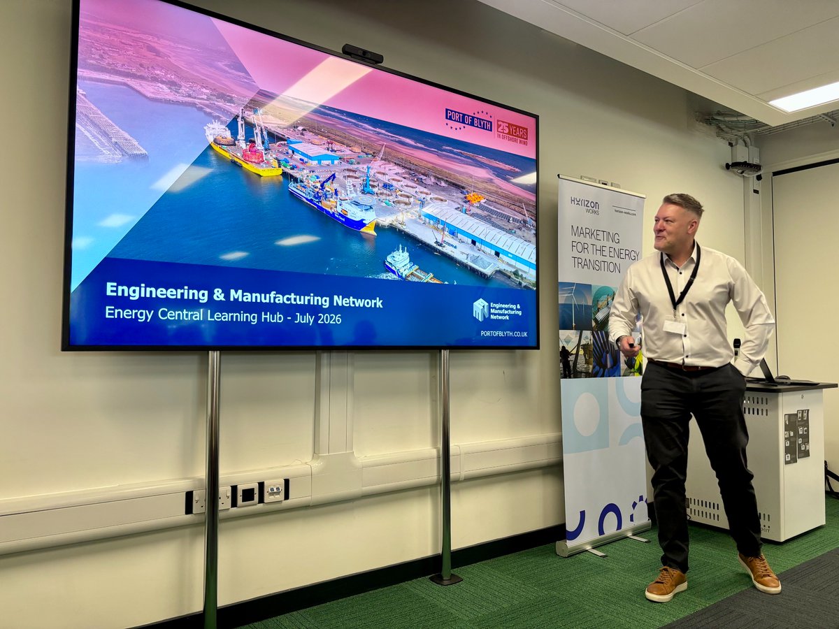 eccampusuk's tweet photo. Great to host the @EMNetworkNE &amp; @HorizonWorks  networking event at the Energy Central Learning Hub today.

Businesses from across the North East joined us to hear about the opportunities in the renewable energy sector and how ECC is developing the talent pipeline for the sector. https://t.co/81e2R2lgs2