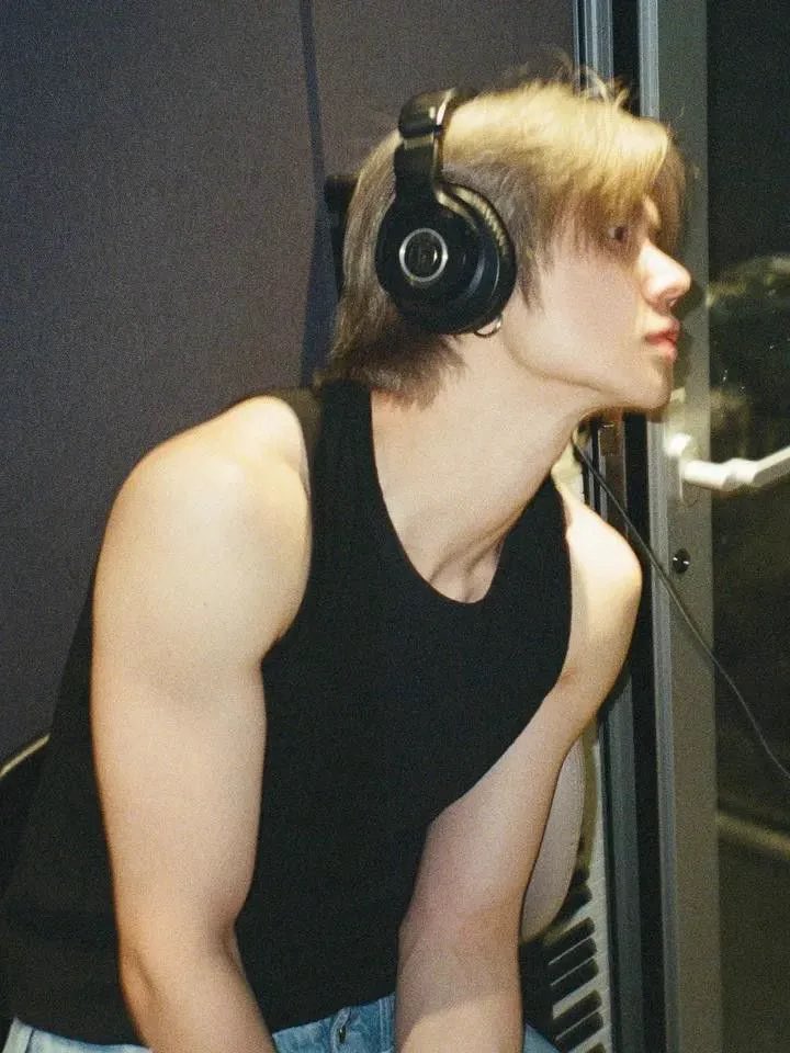 danxiel_yj's tweet photo. 나는 버석한 느낌의 최연준을 ㄴㅁ 사랑함 https://t.co/bHd3g2iPKL