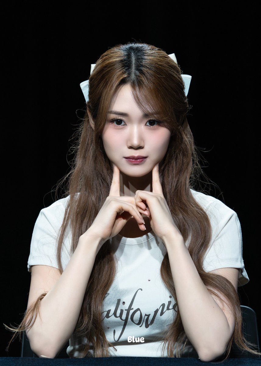 Blue_Yubin's tweet photo. 250914 HQ

#tripleS #공유빈
#트리플에스 #YuBin https://t.co/m3tkQ3laRd
