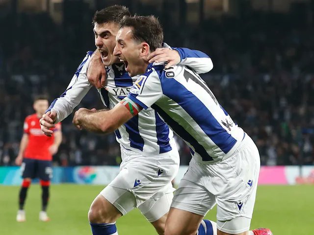 1shareShare1's tweet photo. European football pre-season preparations are heating up, with fixtures like Aston Villa facing Real Sociedad drawing intense interest from regional sports fans across the Middle East. https://t.co/SQa4kYYwGB