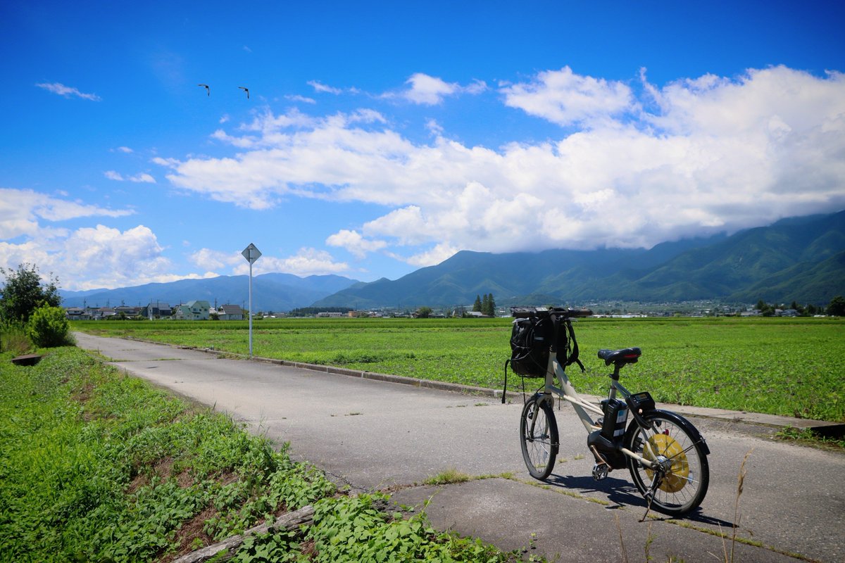 E2vvJj's tweet photo. 長野県 安曇野を自転車で走りました

長い夏が、始まった https://t.co/HgqIE3Eq8p